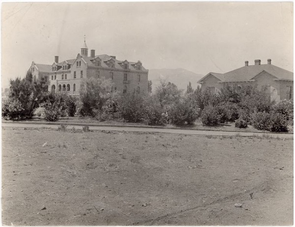 Old black and white photograph of Lincoln Hall and the University Hospital in 1912