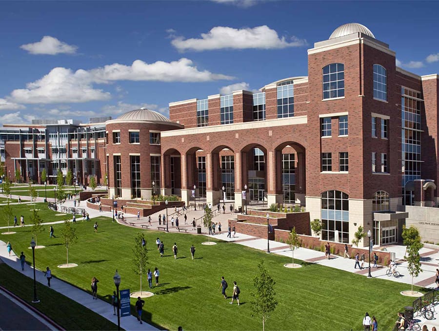 The outside of the Mathewson-IGT Knowledge Center on a sunny day.