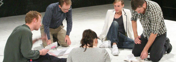 Hamlet cast rehersing