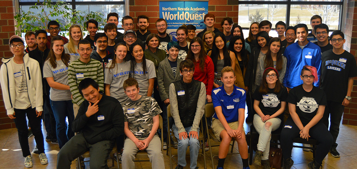 Participants of 2017 WorldQuest group photo