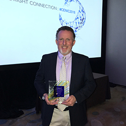 Graham Kent receives award
