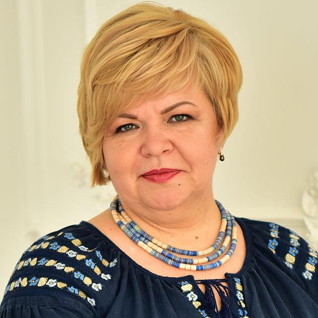 Tetyana Oriekhova headshot