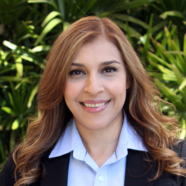 Reyna Mendez.