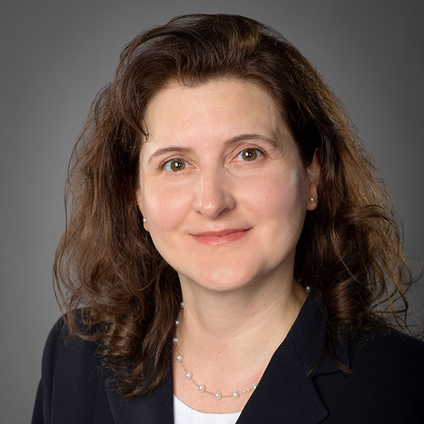 Silvia Stan.