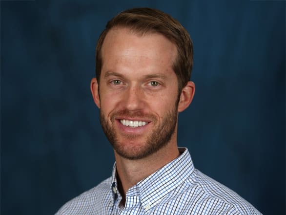 Nic Beres headshot