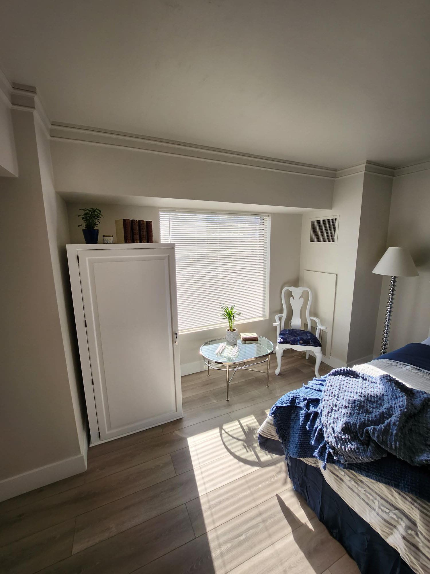 RCC unit with bed