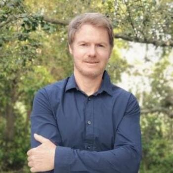 Speaker Miguel Eckstein