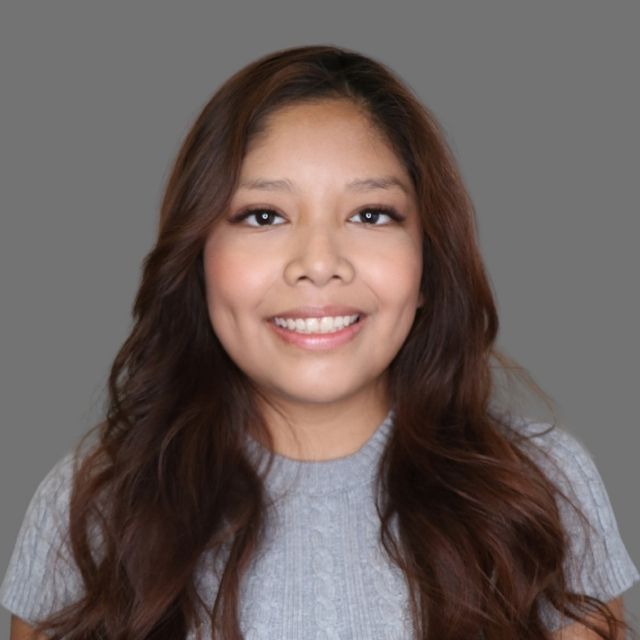 Headshot of Mari Nava