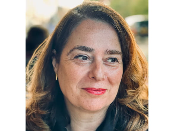 rebecca fortnum headshot