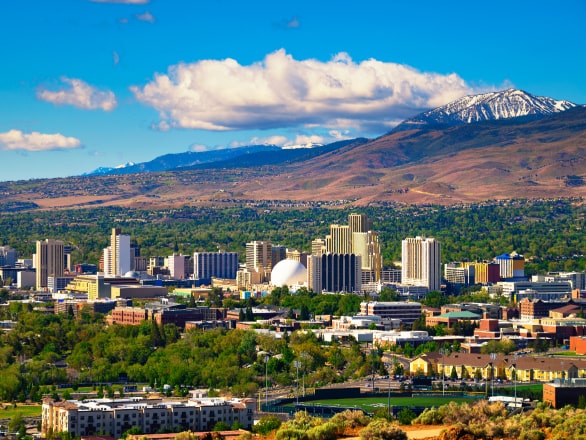 view of the city of Reno looking towards the mountains