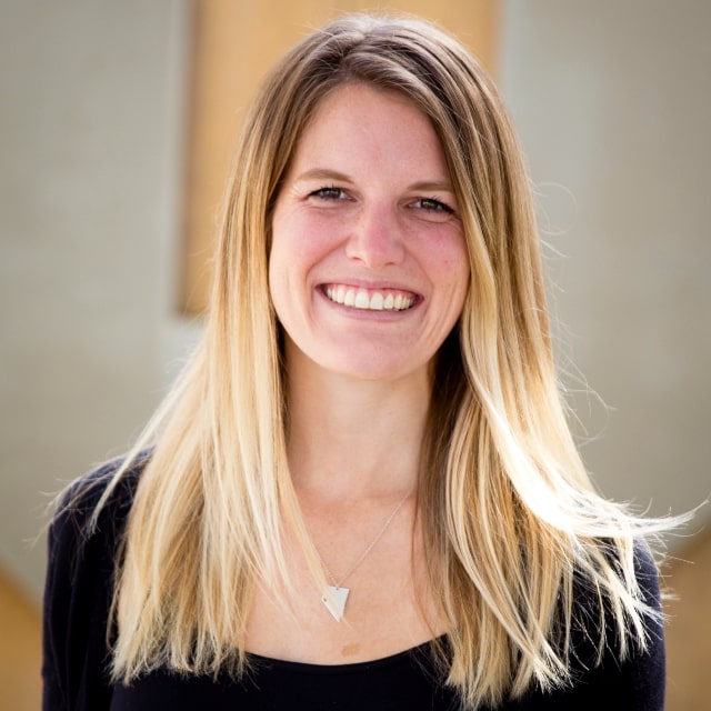 abby feenstra headshot