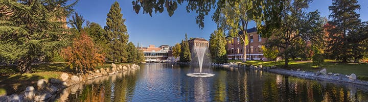 panoramic view of Manzanita Lake with fountain in the middle