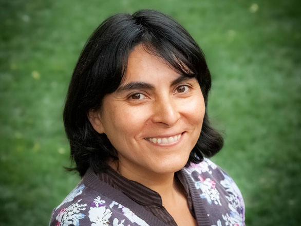 Dr. Carolina Munoz-Saez headshot