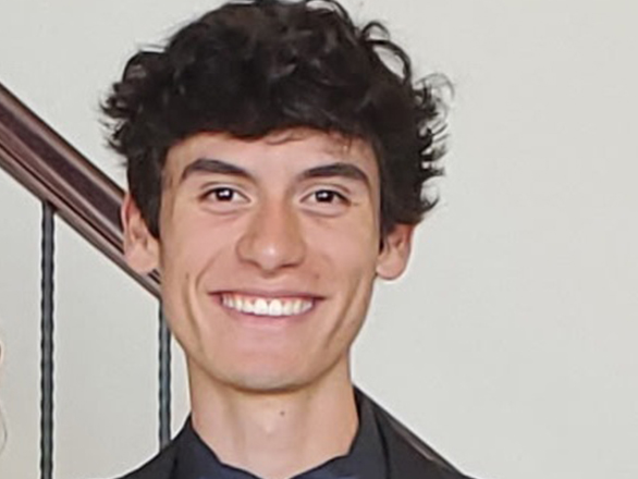 Daniel Ruebusch headshot