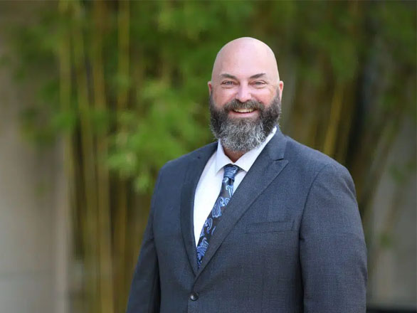 Headshot of Dr. Joel Davis