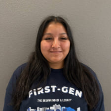 Selena Rojas-Ramirez headshot