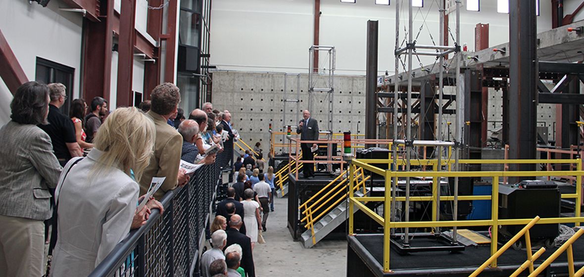 Earthquake Engineering Lab