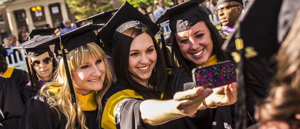 Girls on the Quad taking a selfie