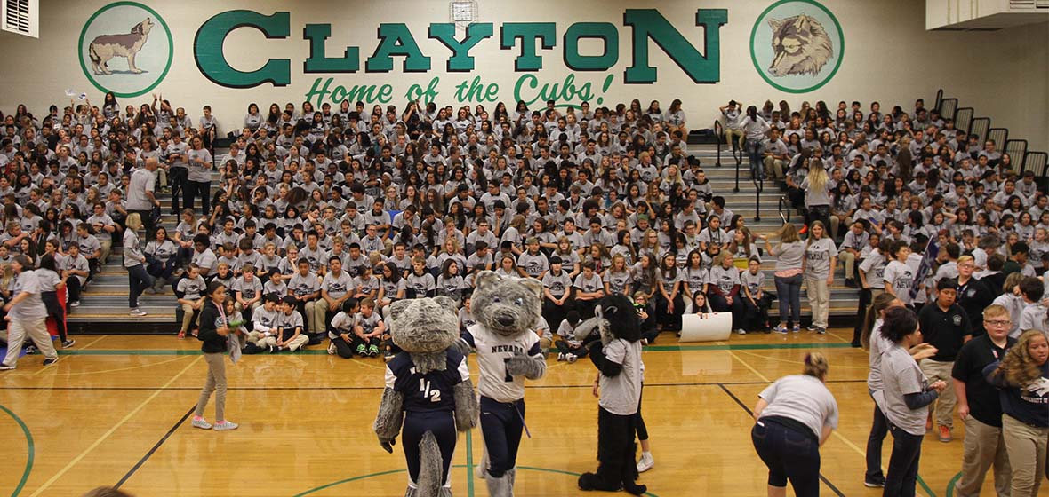 2016 Clayton College Day and mascot dance off