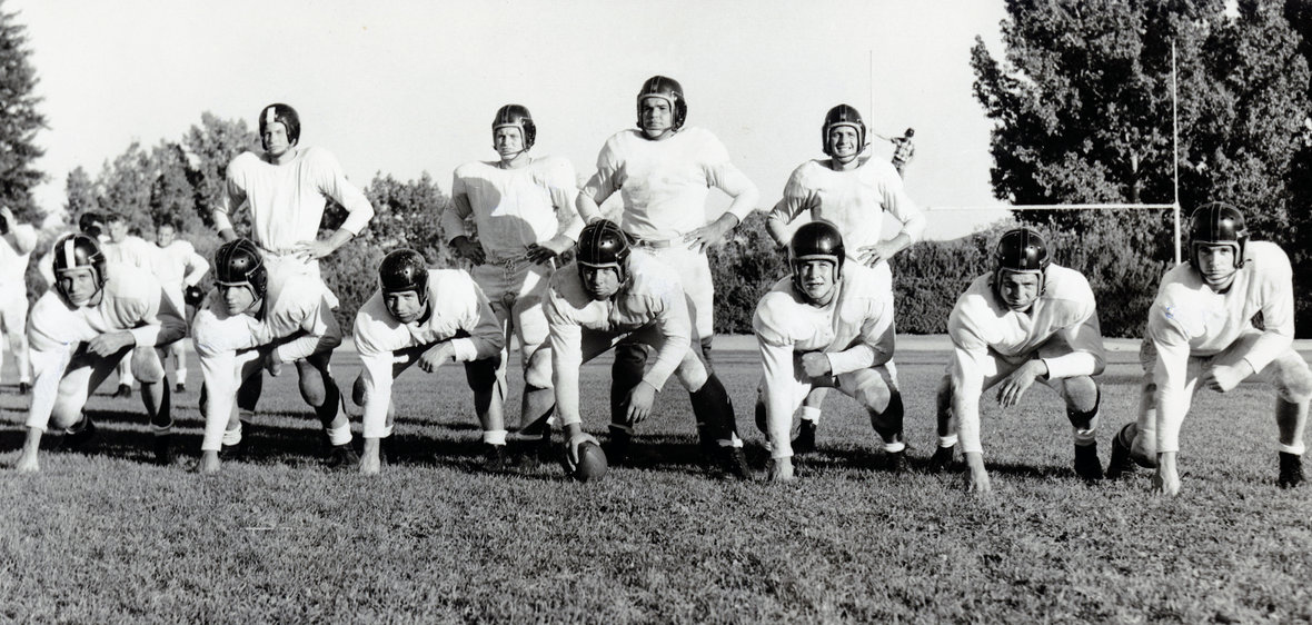 1952 Wolf Pack football starters