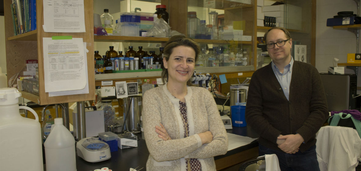 Patricia Santos and Dylan Kosma in their lab