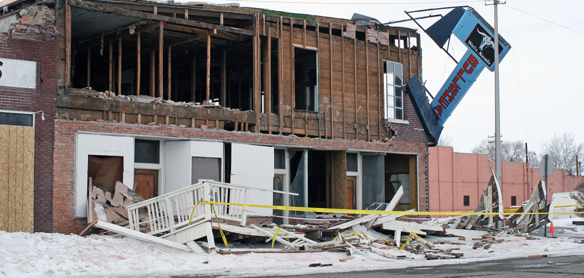 Damaged two-story building in Wells, Nevada, after a 6.0 earthquake in 2008 