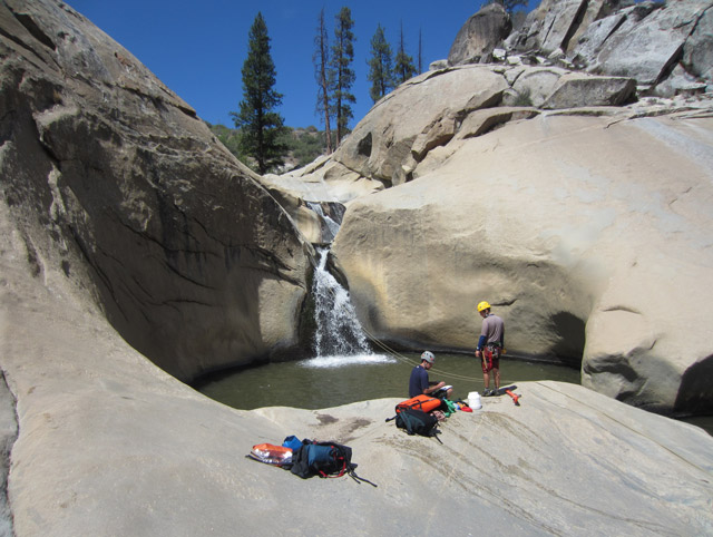 Joel Scheingross and his PhD adviser Michael Lamb surveying waterfall plunge pools on Dry Meadow Creek in the Southern Sierra Nevada (credit: Roman DiBiase)