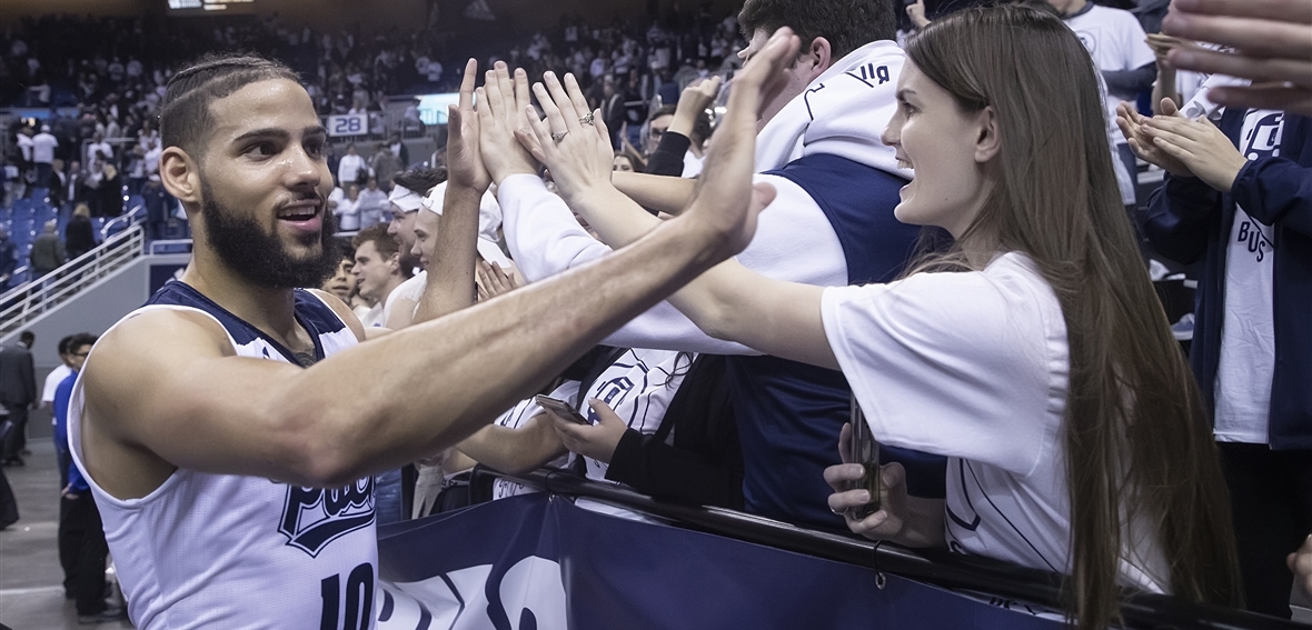 March Madness 2018: Meet Caleb and Cody Martin, Nevada's star