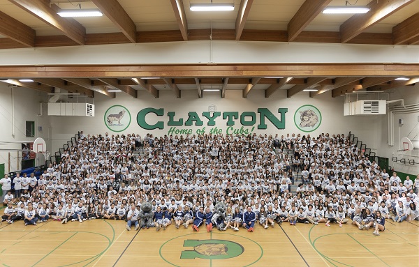 The entire group of clayton students as well as the cheerleaders from UNR and the mascots