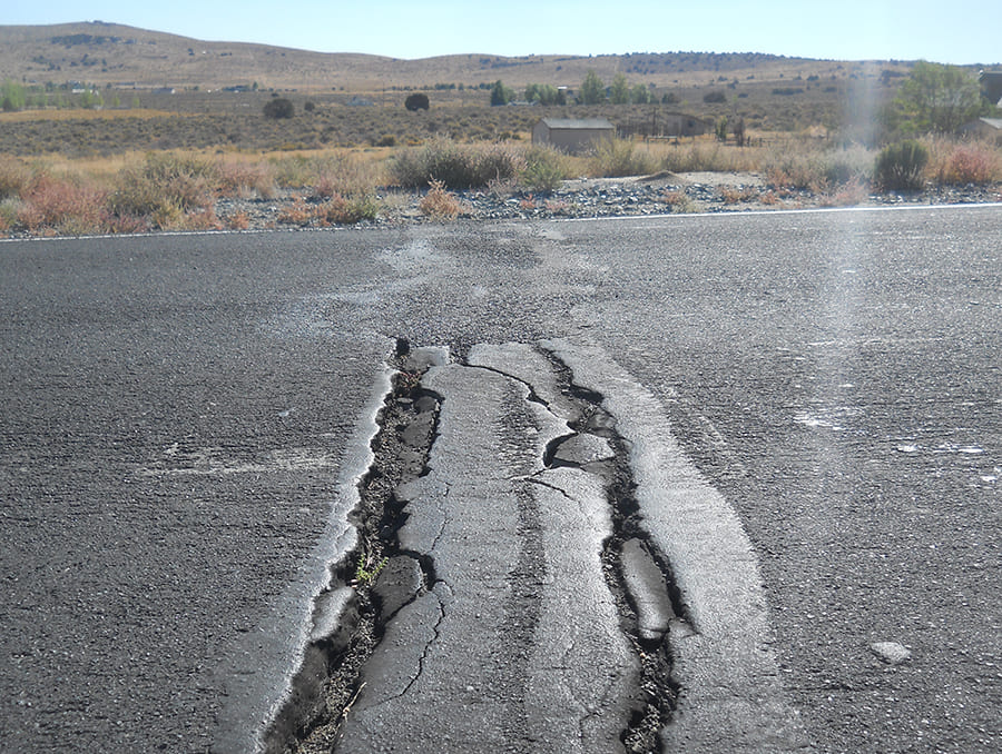 crack in Nevada road