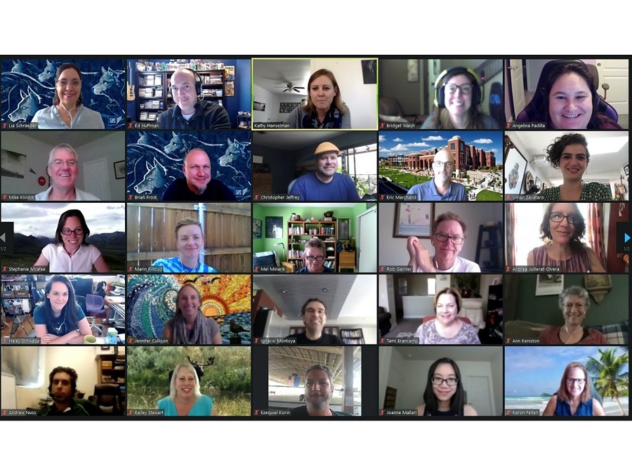 Screenshot of 25 University faculty members and TLT | IDT staff participating in a Zoom-based learning session titled, “Going online Fall 2020.” TLT designed this class to help educate and support faculty when it comes to teaching online due to the uncertainties of the COVID-19 pandemic.