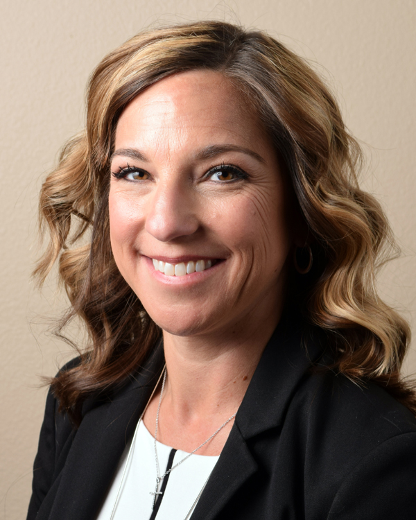 Headshot of Mellissa Peek- Bullock