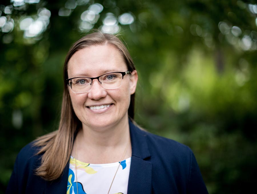 Headshot of Annie Huhta.