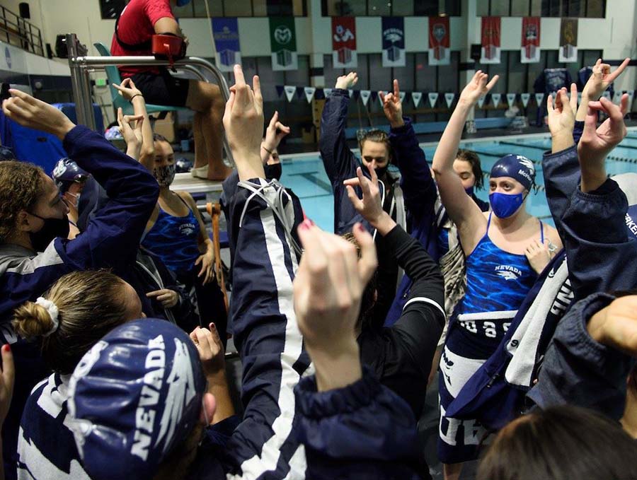 Women's Swimming & Diving