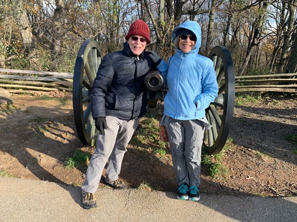 Howard and Robin Golbaum pose on the Gettysburg Battlefield