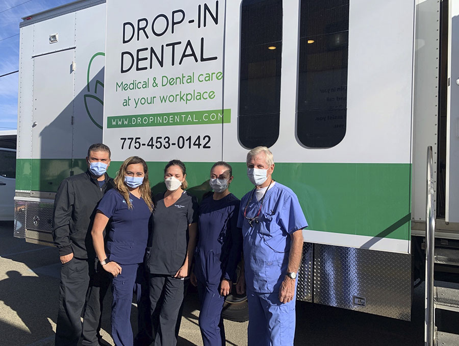 From left to right: Javier Hernadez, registered dental assistant, Karina Lopez, registered dental assistant, Veronika Vazquez, DDS, Leticia Hernandez, registered dental assistant; and Gary Aglietti, DMD