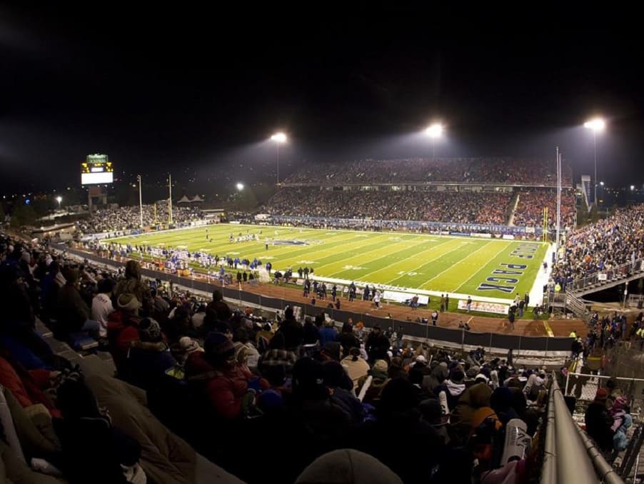 Mackay Stadium packed for a football game