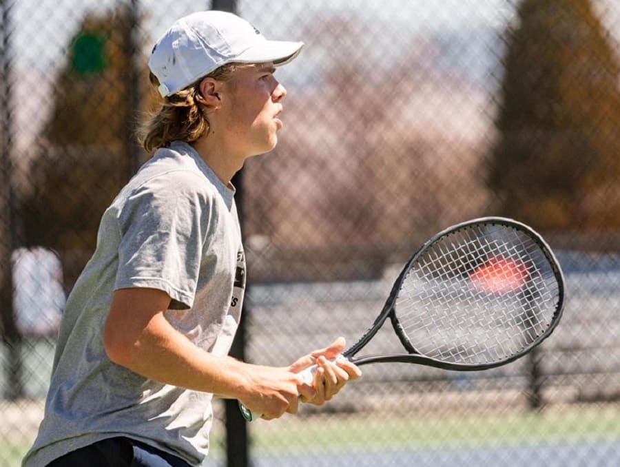 Benn playing tennis