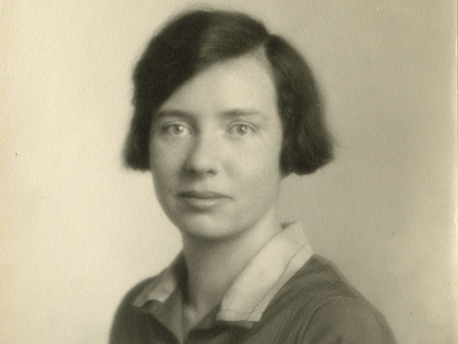 A black and white portrait of Elizabeth Racao Durfee