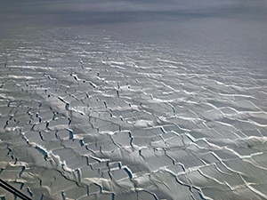 thwaites glacier ice chunk fields
