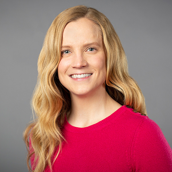 Portrait of Tara Radniecki.