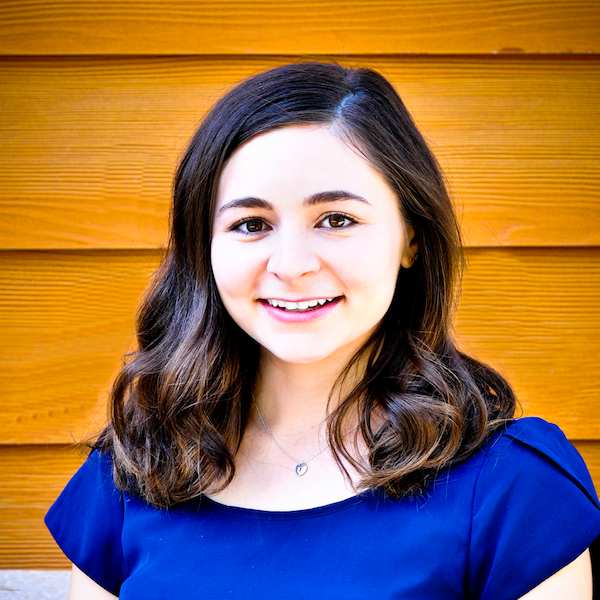 Headshot of Elizabeth Nubel.