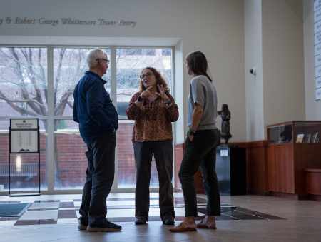 StreetReach presenters and attendees having conversations.