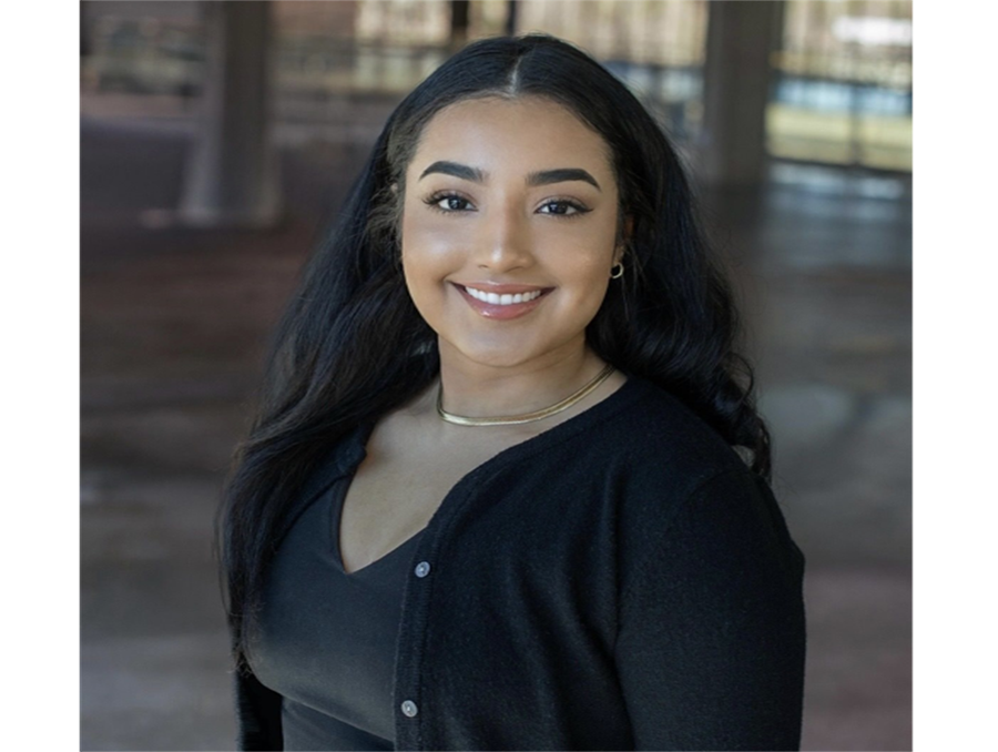 Portrait of Alejandra Sataray-Rodriguez.