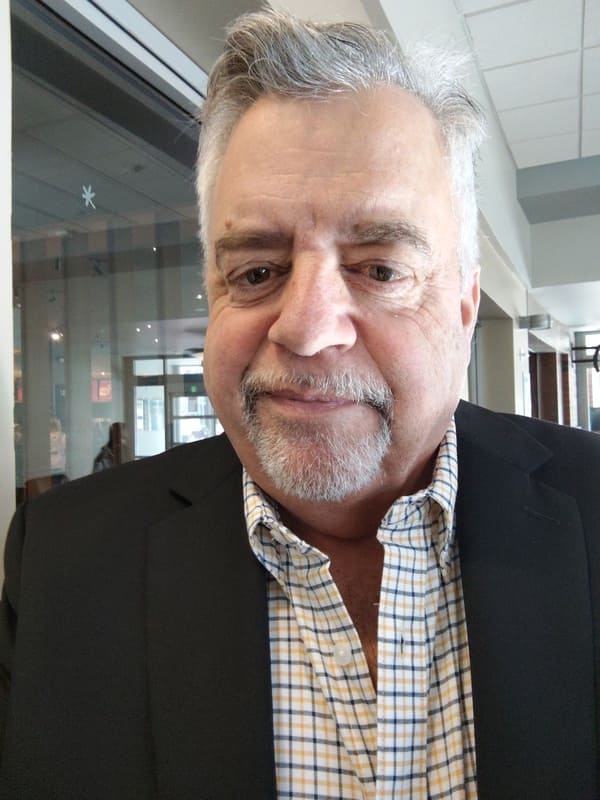 Portait of William Thimmesch.