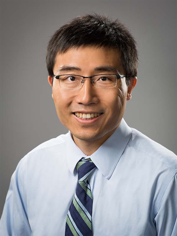 Headshot of Hao Xu.