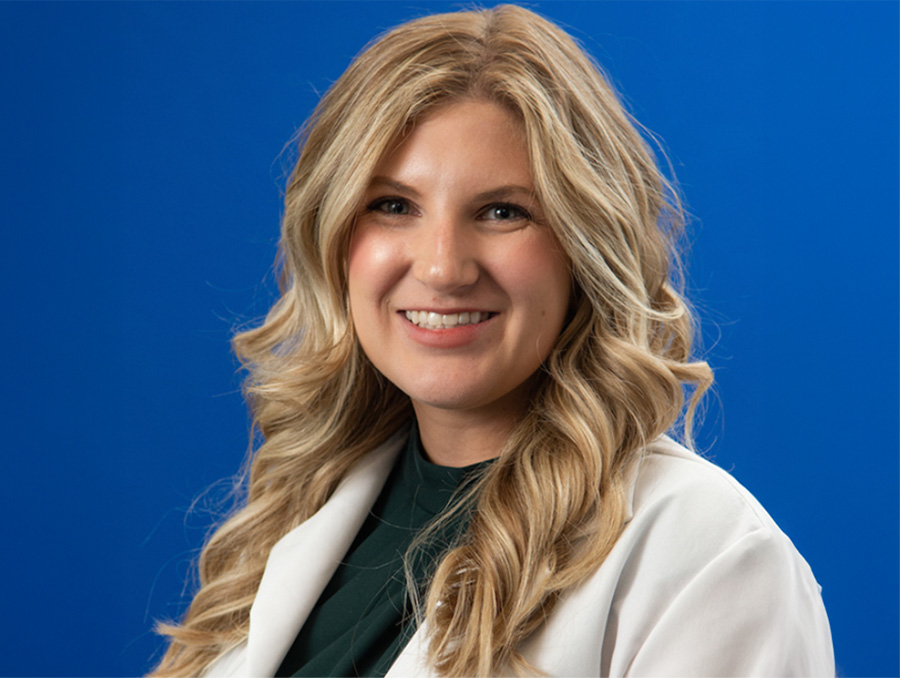 Headshot of Taylor Thomas, M.D.