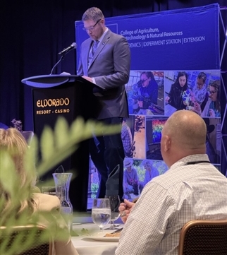 Jacob DeDecker addressing the audience. 